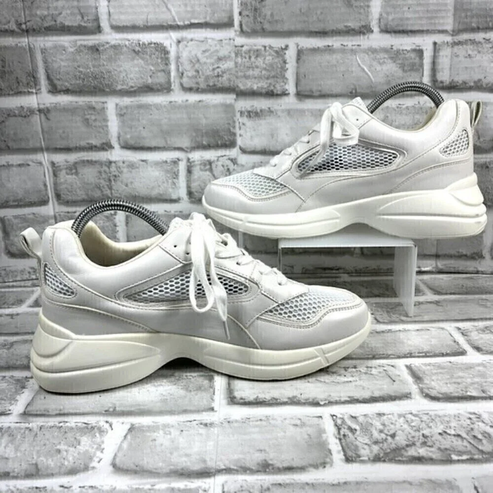 Material Girl Mossiana2 Women’s Size 8.5 Chunky White Wedge Sneakers